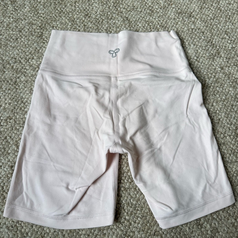 Aritzia TNA Women's Pink Biker Shorts
